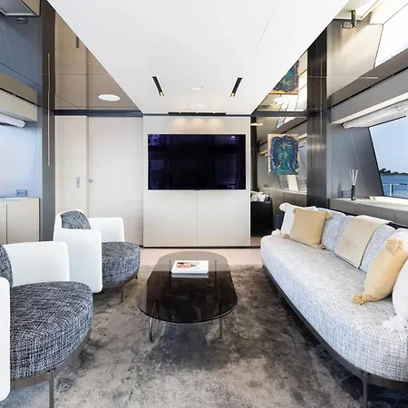 Bateau-hôtel Luxury Yacht Moretti In Tropez Saint-Tropez